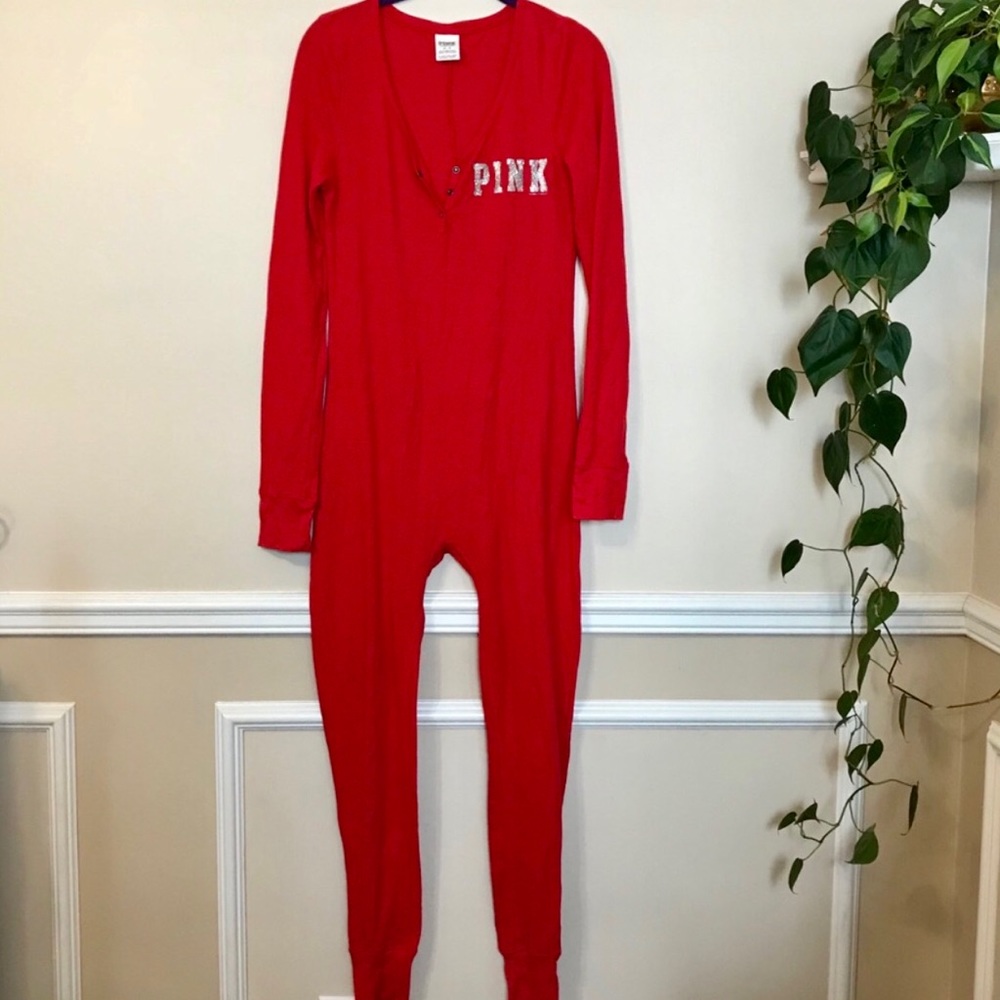 NWOT VICTORIA'S SECRET PINK THERMAL PAJAMAS, SZ MED